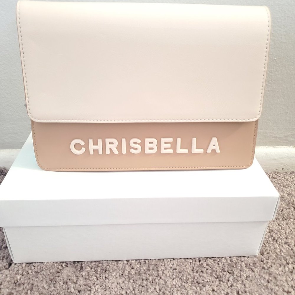 Handbags - Picture 14 of 15